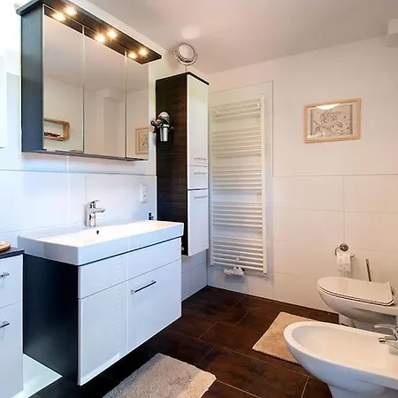 Komfortables Ferienhaus Strandtiger Mit Kamin, Garten, Terrasse, Katzenaussengehege & Wallbox Prázdninový dům *